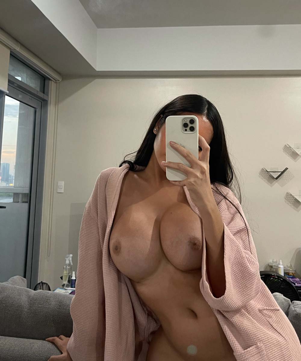 Angela Castellanos naked in Monte Carlo