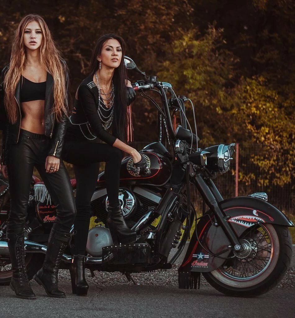 Beautiful girls and bikes in Monte Carlo