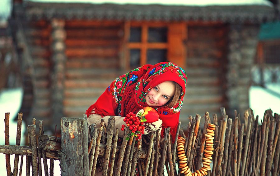 Sexy girl Women in Slavic costumes in Monte Carlo