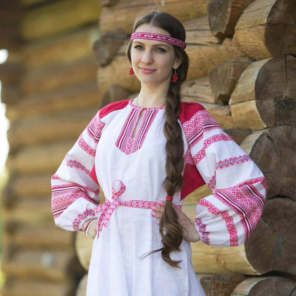 Girls in Slavic costumes in Monte Carlo