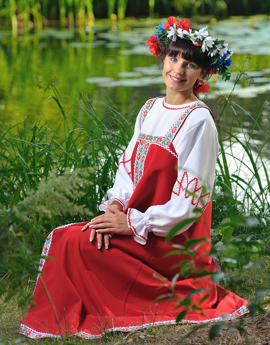 Beautiful girl Girls in Slavic costumes in Monte Carlo