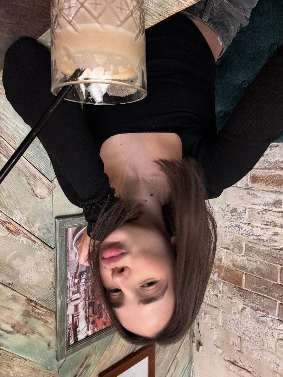 Fresh photos, fresh mood — Tina online in Monte Carlo